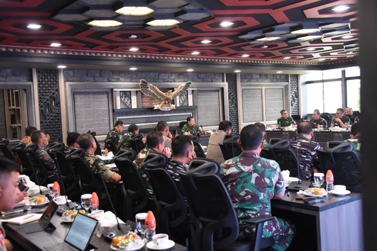 Dikirimkan berita Puspen TNI. Terima Kasih Atas Bantuannya