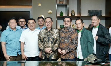 "Datuk Sri HM WARDAN Memeriahkan Penandatanganan MOU HKTI dengan Perusahaan Malaysia untuk Meningkatkan Produksi Karet dan Stabilkan Harga di 15,000/kg"