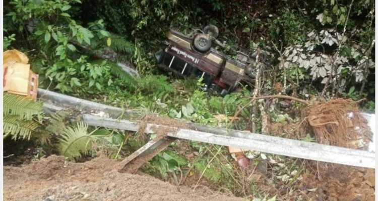"Bus PT Sumatera Tapanuli Transport Masuk ke jurang di Tapanuli Utara "
