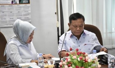 "Komisi II DPRD Pekanbaru Panggil Dinas Koperasi dan UMKM Kota Pekanbaru untuk Membahas R-APBD 2024"