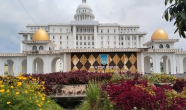 Stabilitas Ekonomi Daerah Rokan Hilir Dipertanyakan: Masalah Tunda Bayar Tak Kunjung Selesai, Gaji PNS Terlantar