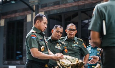 Panglima TNI Meninjau Persiapan Perlengkapan Satgas untuk Operasi Pemeliharaan Perdamaian Dunia