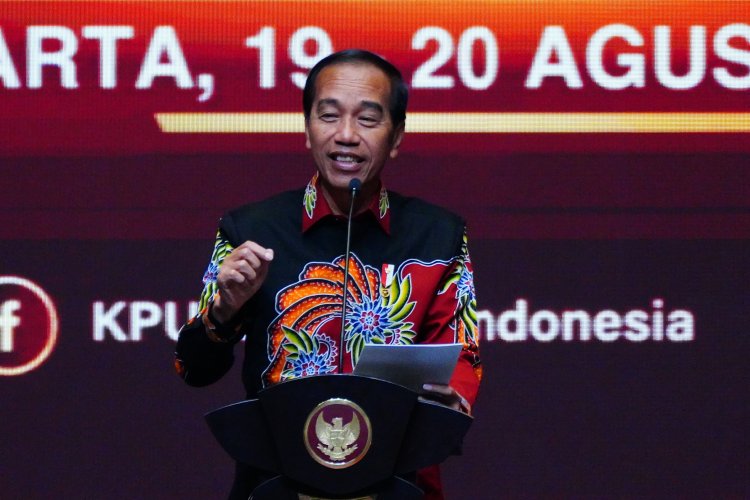 Panglima TNI Dampingi Presiden RI Joko Widodo pada Rapat Konsolidasi Nasional KPU 2024
