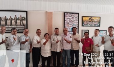Perkumpulan Umat Kristen SE Kota Pekanbaru Dukung Muflihun dan Ade Hartati sebagai Calon Wako dan Wawako 2024-2029