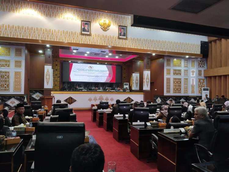 Susunan Alat Kelengkapan DPRD Pekanbaru Periode 2024-2029 Resmi Terbentuk   