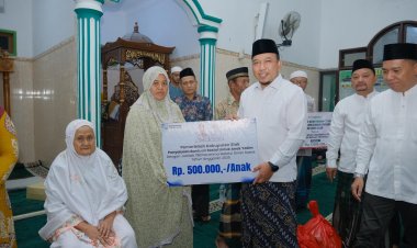 Tim Safari Ramadan Wabup Siak Sambangi Masjid Nurul Huda Kerinci Kanan, Salurkan Bantuan CSR dan Sosial
