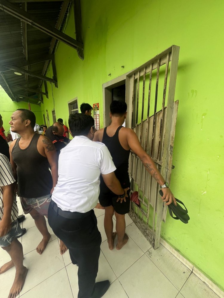 Wujudkan Zero Halinar, Lapas Pekanbaru Gelar Razia Kamar Hunian Warga Binaan