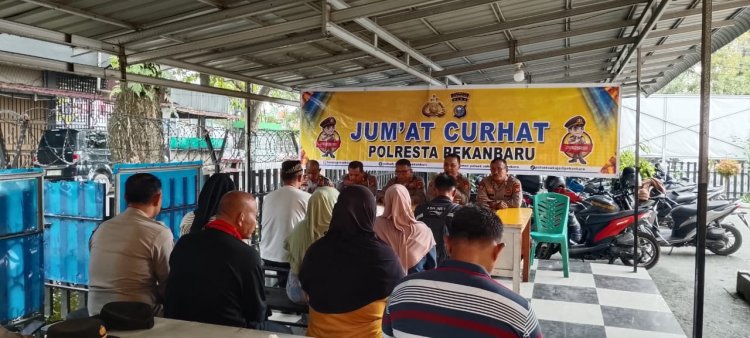 Gelar Jum'at Curhat, Polresta Pekanbaru dan Polsek Sukajadi Tampung Aspirasi Warga 