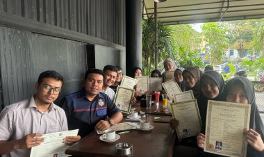 Sempat Ditahan Sekolah dan Susah Nyari Kerja,  Ijazah 14 Mantan Guru di Pekanbaru Akhirnya Dikembalikan