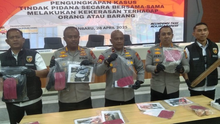 10 Debt Collector Yang Rusak Mobil dan Keroyok Korban di Mapolsek Bukit Raya di Tangkap, Total Ada 14 Pelaku