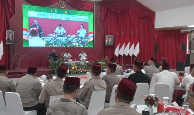 Hadirkan Rocky Gerung dan Ustad Abdul Somad, Polda Riau Gelar Kajian Subuh Ilmiah Untuk Dorong Kepedulian Pada Alam
