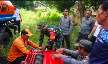 Babinsa Joyotakan Latih Linmas Operasi Genset untuk Bencana