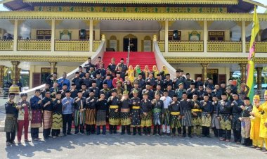 Tegak Payung Panji Adat, LAMR Kukuhkan Marwah Melayu Riau