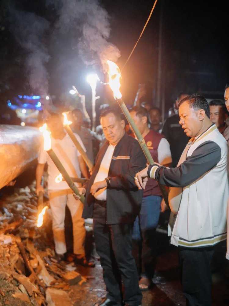 Malam Layur Jalur Dayang Malini: Tradisi Sakral Kuansing