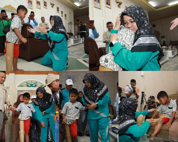 Afni Tepati Janji, Yuda Anak Disabilitas Terima Kaki Palsu dari Bupati Siak