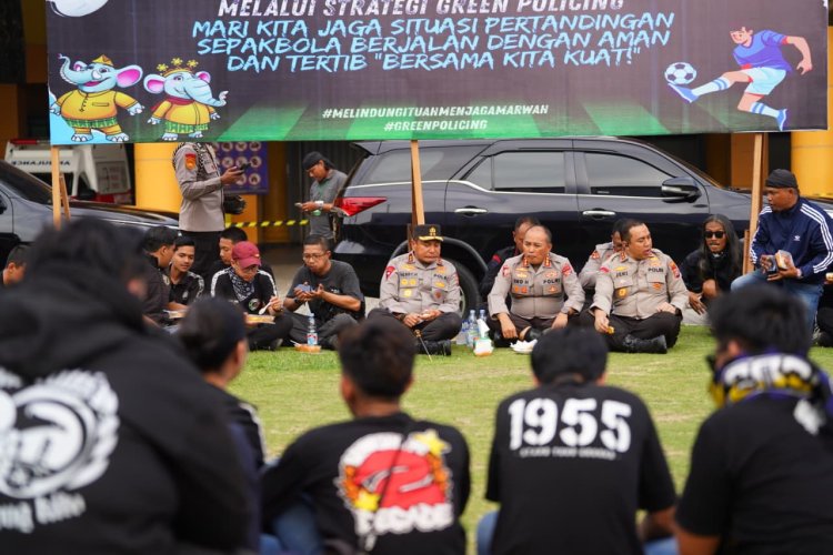 Silaturahmi Dengan Suporter PSPS Pekanbaru, Kapolda Riau Ajak Doa dan Makan Bersama Jelang Laga Lawan Sriwijaya FC