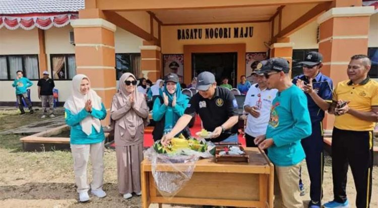Semarak HUT ke-26 Kuansing, Warga Antusias Ikuti Senam Massal di Sentajo Raya dan Singingi Hilir