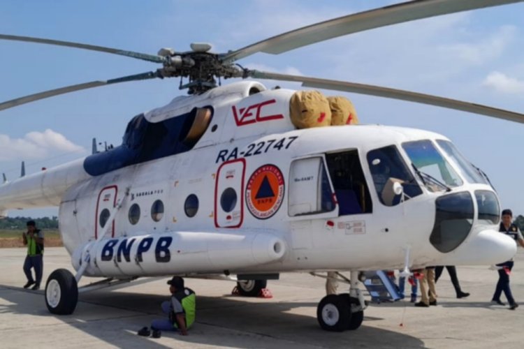Empat Helikopter Karhutla Riau Dipulangkan, Tujuh Masih Siaga Hadapi Cuaca Ekstrem