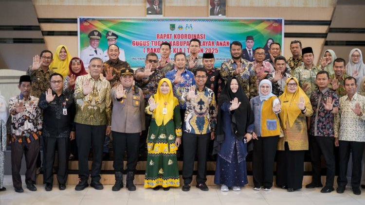 Wabup Jhony Charles Buka Rakor Gugus Tugas Kabupaten Layak Anak Rohil 2025