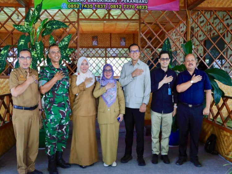 Wabup Kampar Terima Staf Ahli Kemenkop Bahas Percepatan Kopdes