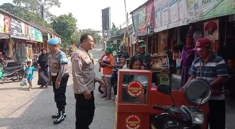 Babinsa dan Bhabinkamtibmas Patroli Bersama Ciptakan Kamtibmas Aman