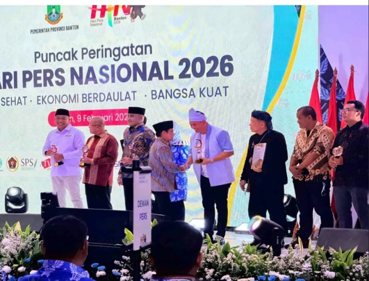 Komitmen Olahraga, Agung Nugroho Raih Penghargaan PWI