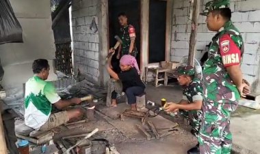 Babinsa Sragen Dorong UMKM Sabit Tradisional, Tingkatkan Ekonomi Desa Blangu