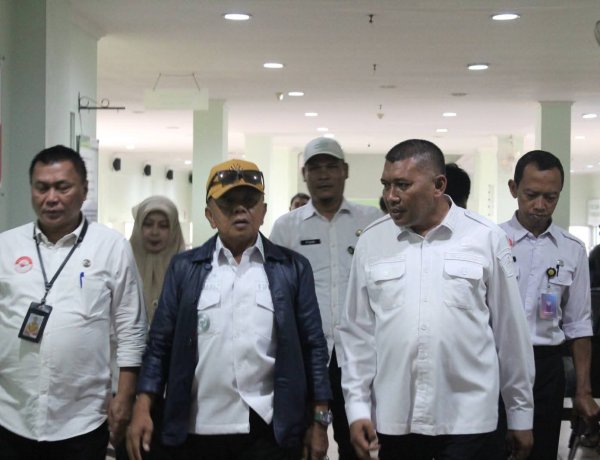 Bupati Meranti Kaji Banding ke RSUD Karimun Tingkatkan Layanan Kesehatan