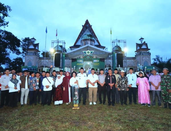 Bupati Dairi Ir. Vickner Sinaga, Secara Resmi Tutup Pelaksanaan MTQ Ke-51 Tingkat Kabupaten Yang Berlangsung Tanggal 12-13 Mei 2026