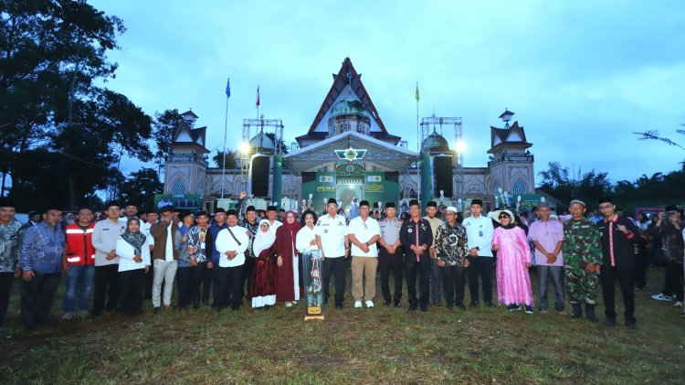 Bupati Dairi Ir. Vickner Sinaga, Secara Resmi Tutup Pelaksanaan MTQ Ke-51 Tingkat Kabupaten Yang Berlangsung Tanggal 12-13 Mei 2026