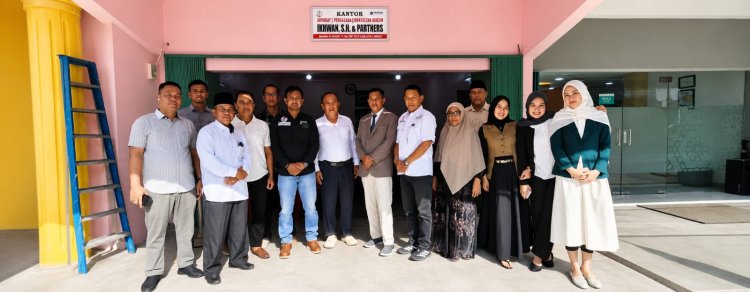 Perkuat Akses Keadilan, Kantor Advokat Ikhwan dan LBH CCI Meranti Resmi Diresmikan