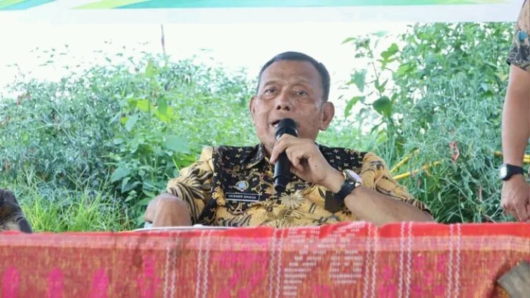 Dalam Peringatan Hari Lingkungan Hidup Se-Dunia, Bupati Dairi Canangkan Gerakan ASN, PPPK, Merawat Bumi Dengan Tanam Pohon Alpukat