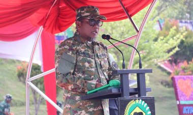 Bupati Pelalawan H Zukri Misran Selaku Inspektur Upacara Dalam Apel Pembukaan TMMD ke-129 TA 2026