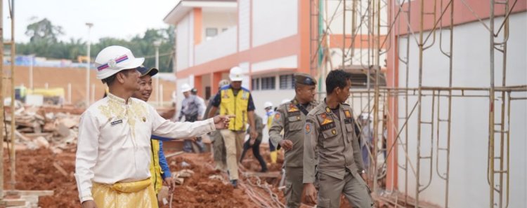 Progres Sekolah Rakyat Kuansing Capai 82 Persen, Plt Bupati Pastikan Tepat Waktu